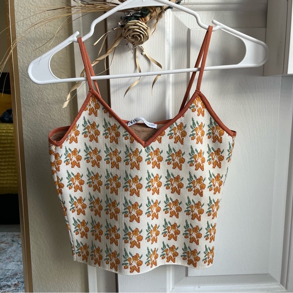 Zara Tops Zara Floral Knit Crop Top Poshmark